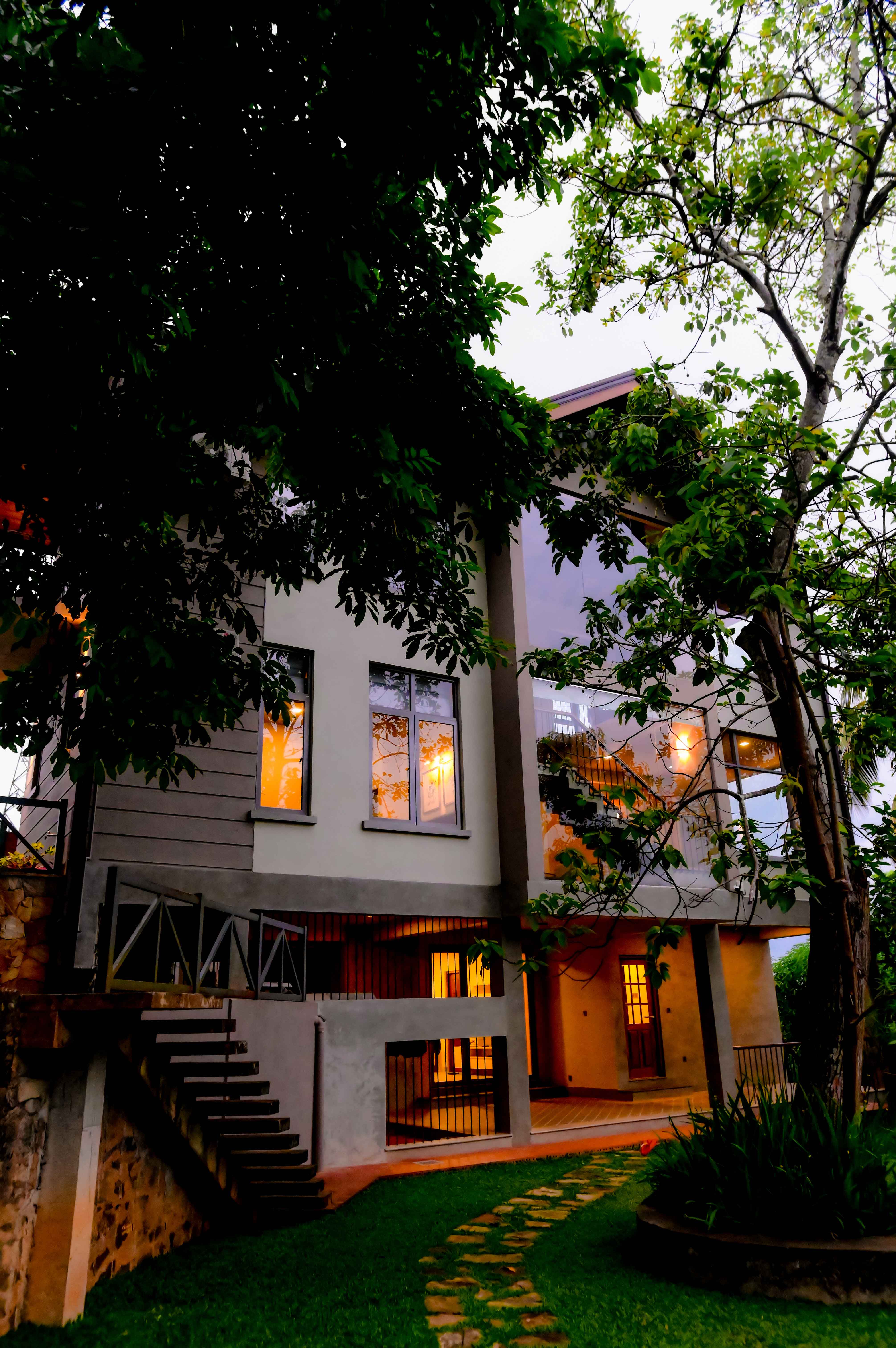 Lounge and garden at Highland Grange villa, Kandy