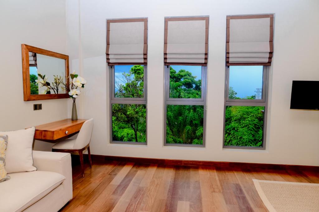 Family Room View 3